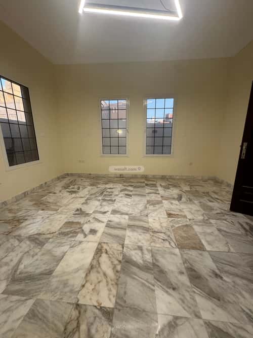 Villa 400 SQM Facing South with 5 Bedrooms Al Swaryee, North Jeddah, Jeddah