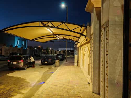 فيلا 750 متر مربع غربية على شارع 20م الفيصلية، الدمام