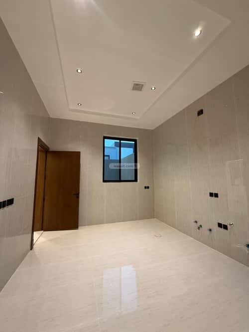Villa 348 SQM Facing South on 25m Width Street Al-Mahdiyah, West Riyadh, Riyadh