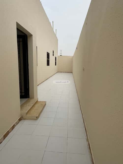 دور 700 متر مربع ب 7 غرف المدائن، حائل