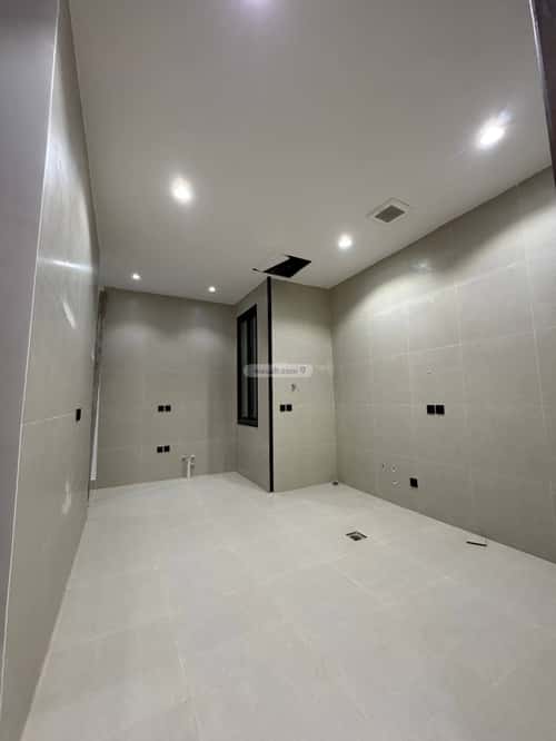 Floor 148 SQM with 4 Bedrooms Al-Maizaliyah, East Riyadh, Riyadh
