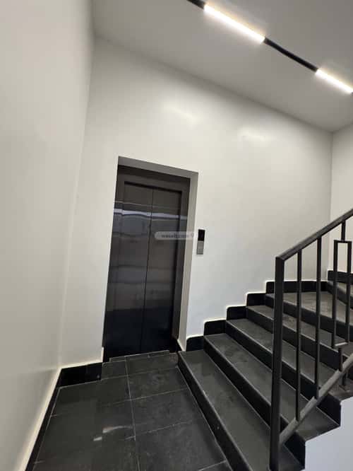 Floor 144 SQM with 3 Bedrooms Al-Maizaliyah, East Riyadh, Riyadh