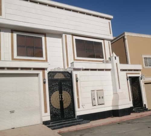 فيلا 335 متر مربع جنوبية على شارع 15م المهدية، غرب الرياض، الرياض