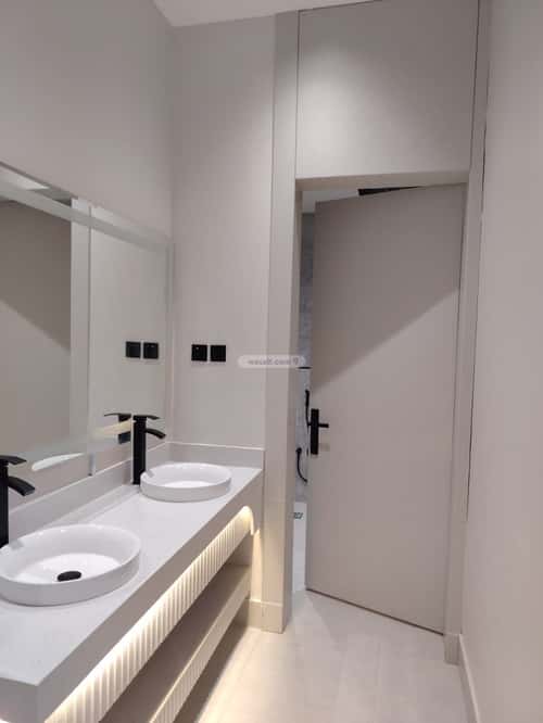 Villa 250 SQM Facing East on 15m Width Street Al-Janadriyah, East Riyadh, Riyadh