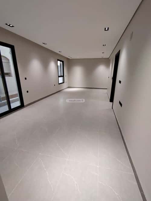 Floor 214 SQM with 3 Bedrooms Ishbiliyah, East Riyadh, Riyadh