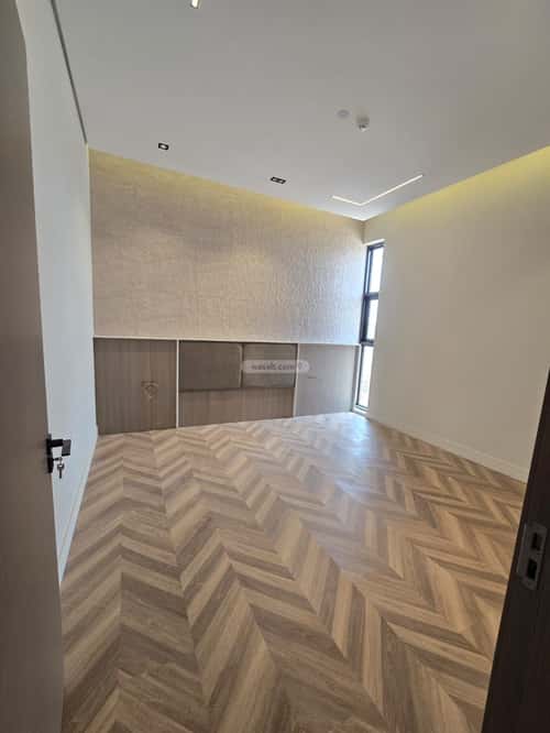 عمارة ب 4 أدوار واجهة شمالية العارض، شمال الرياض، الرياض