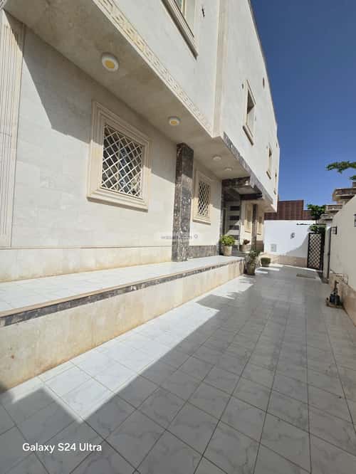 عمارة 552 متر مربع ب 3 أدوار واجهة شرقية الصواري، شمال جدة، جدة