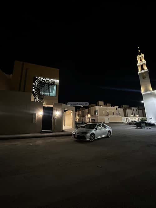 Apartment 180 SQM with 5 Bedrooms Twaeeq, West Riyadh, Riyadh