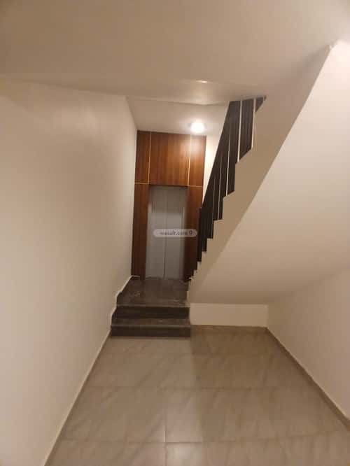 Apartment 222 SQM with 5 Bedrooms Ar-Rimal, East Riyadh, Riyadh