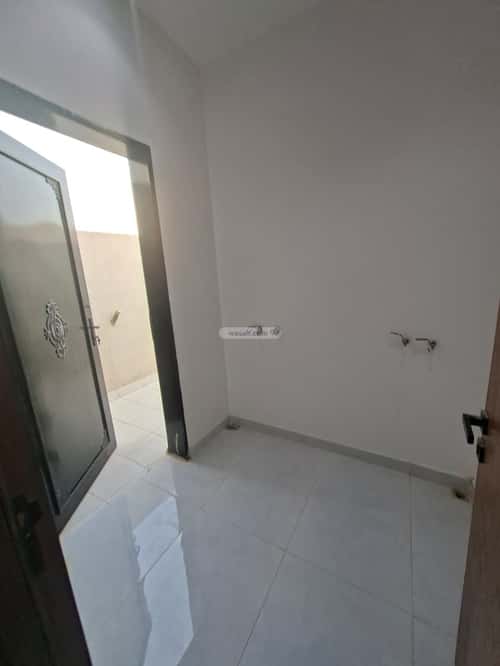Villa 250 SQM Facing North East on 18m Width Street Al-Janadriyah, East Riyadh, Riyadh