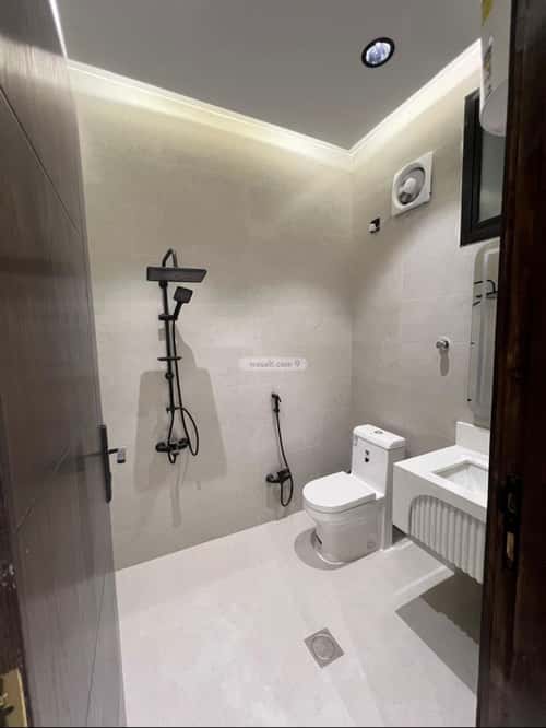 Apartment 214 SQM with 6 Bedrooms Prince Abdullah, Bisha