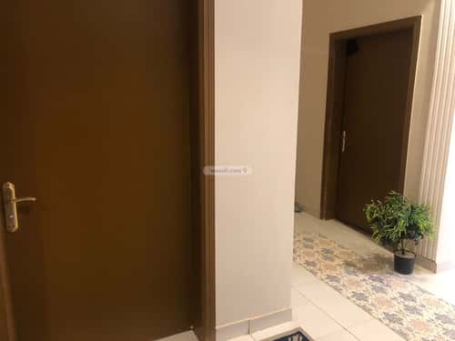 Floor with 4 Bedrooms King Abdullah District, Al-Majma'Ah