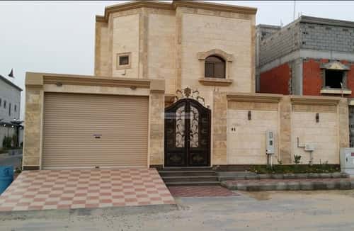 فيلا 375 متر مربع جنوبية على شارع 20م الجامعيين، القطيف
