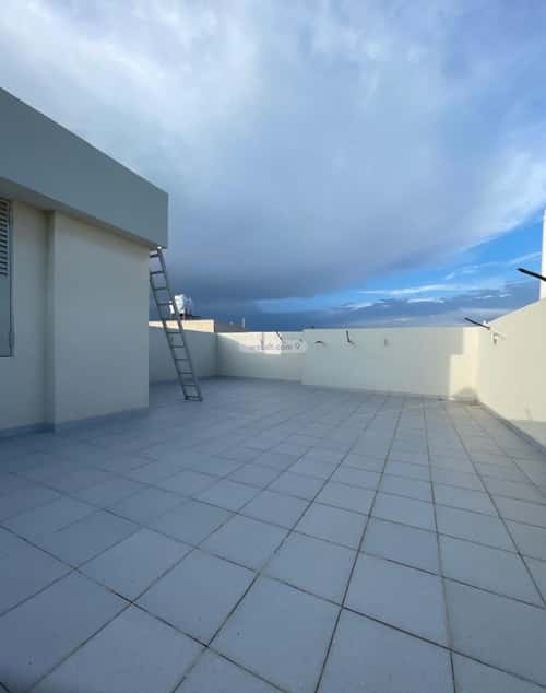 Villa 341 SQM Facing West on 15m Width Street Thanks, Khamis Mushait