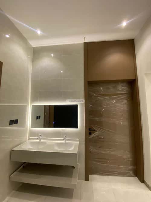 Villa 230 SQM Facing South with 6 Bedrooms Dahiat Namar, West Riyadh, Riyadh