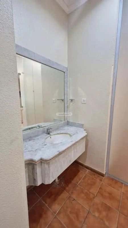 Apartment 312 SQM with 3 Bedrooms Al-Nuzha, North Riyadh, Riyadh