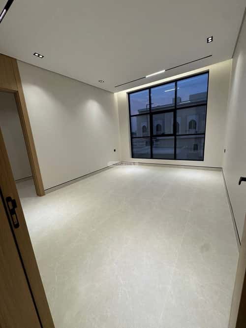 Villa 310 SQM Facing West on 10m Width Street Ar-Rimal, East Riyadh, Riyadh