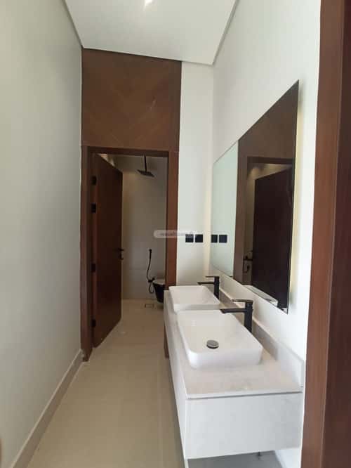 Floor 180 SQM with 4 Bedrooms Al-Awaly, West Riyadh, Riyadh
