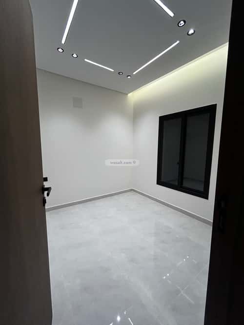 Floor 200 SQM with 5 Bedrooms Twaeeq, West Riyadh, Riyadh