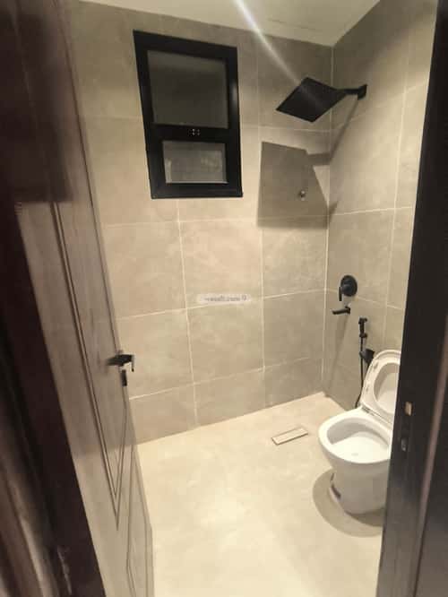 Floor 138 SQM with 4 Bedrooms Al-Muanisiyah, East Riyadh, Riyadh