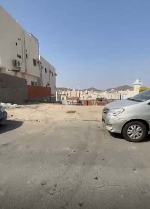 أرض 720 متر مربع شمالية على شارع 20م النوارية، مكة المكرمة