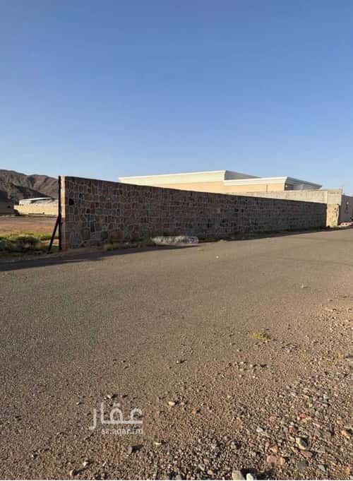 Land 3000 SQM Facing South on 24m Width Street Al Ghadeer, Madinah