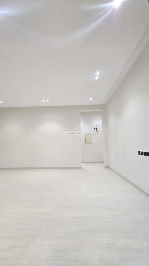 Floor 210 SQM with 6 Bedrooms Okaz, South Riyadh, Riyadh