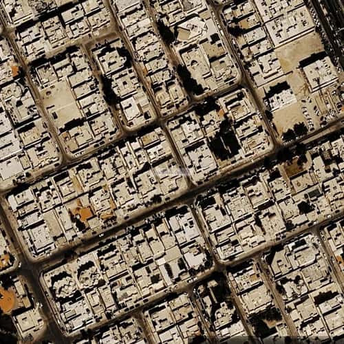 فيلا 875 متر مربع جنوبية شرقية على شارع 20م المصيف، شمال الرياض، الرياض