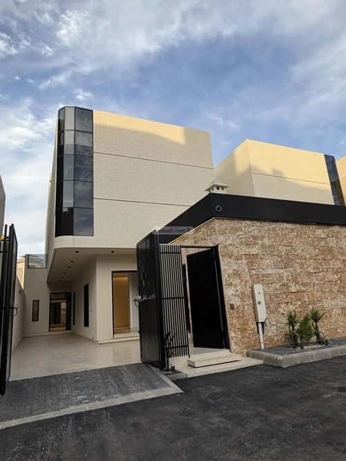 Villa 488 SQM Facing West on 15m Width Street The Airport, Abha