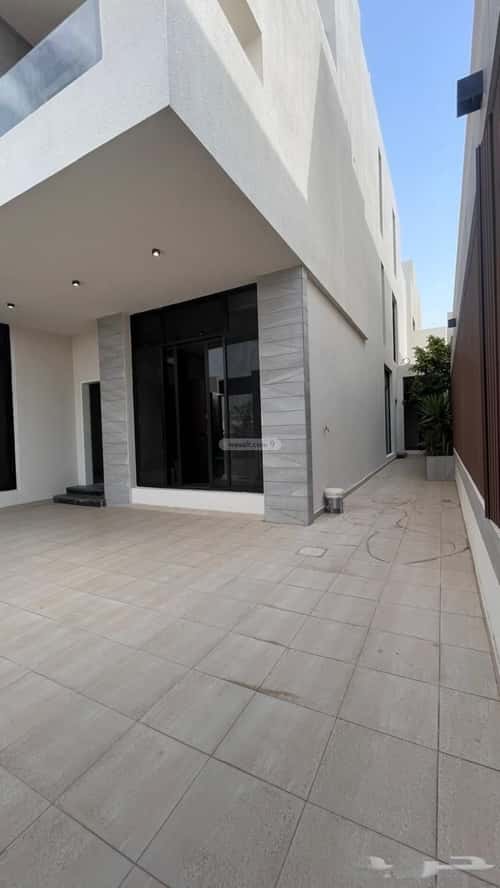 Villa 300 SQM Facing East on 30m Width Street Al-Amamah, Khamis Mushait
