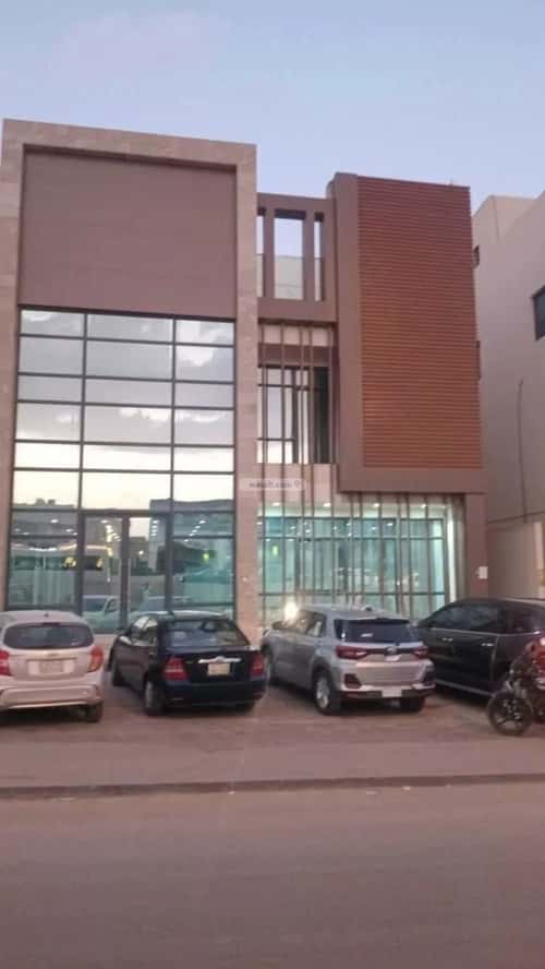 عمارة 1100 متر مربع واجهة جنوبية الوادي، شمال الرياض، الرياض