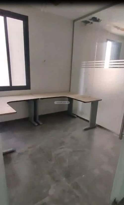 Building 1100 SQM Facing South Al-Wadi, North Riyadh, Riyadh