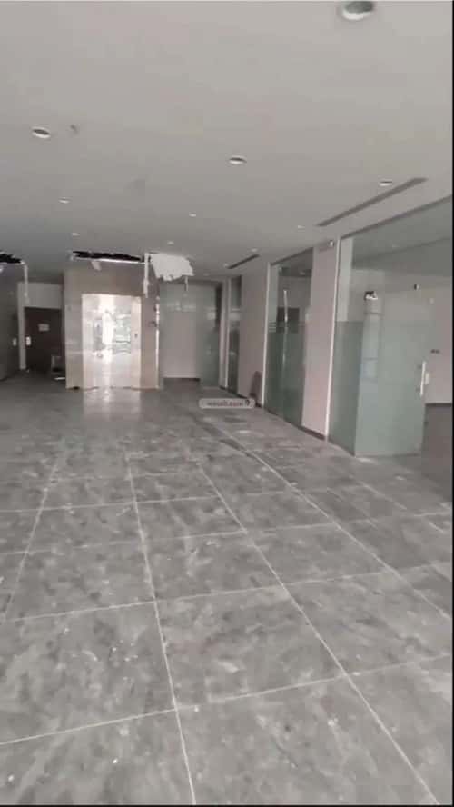 Building 1100 SQM Facing South Al-Wadi, North Riyadh, Riyadh