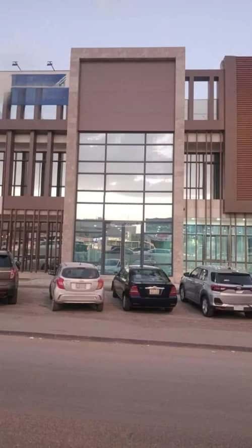 Building 1100 SQM Facing South Al-Wadi, North Riyadh, Riyadh