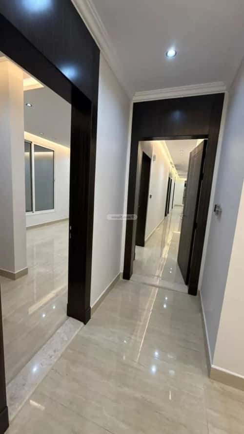 Apartment 172 SQM with 6 Bedrooms Al Noor, Aldammam