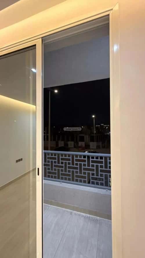 شقة 172 متر مربع ب 6 غرف النور، الدمام