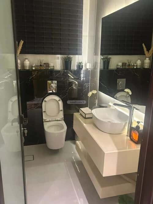 Villa 200 SQM Facing West with 7 Bedrooms Al-Mahdiyah, West Riyadh, Riyadh