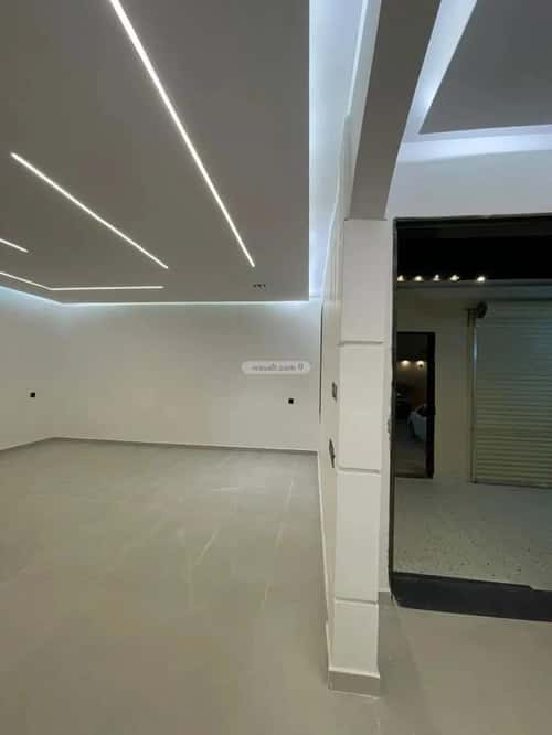Villa 255 SQM Facing North on 18m Width Street Ar-Rimal, East Riyadh, Riyadh