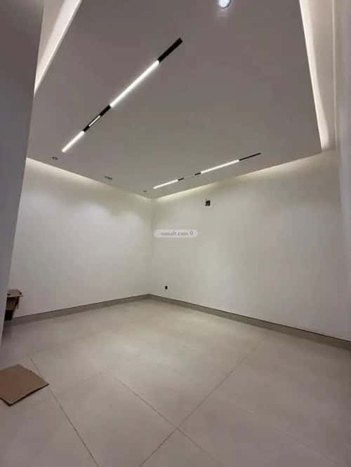 Floor 194 SQM with 5 Bedrooms Al-Maizaliyah, East Riyadh, Riyadh