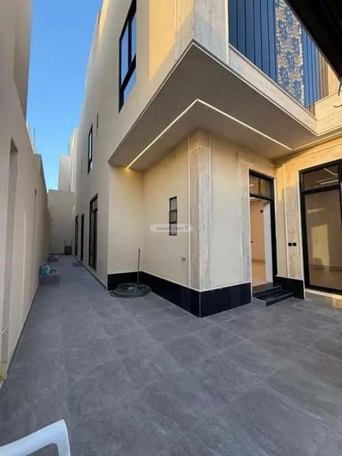 فيلا 250 متر مربع جنوبية على شارع 25م البيان، شرق الرياض، الرياض