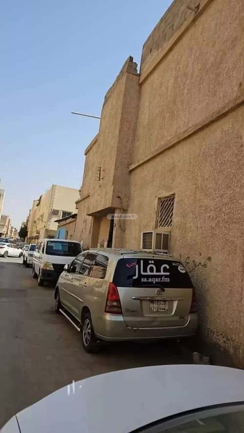 Villa 156 SQM Facing South East on 10m Width Street Al-Yamamah, Central Riyadh, Riyadh