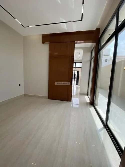 Villa 310 SQM Facing South on 20m Width Street Ar-Rimal, East Riyadh, Riyadh