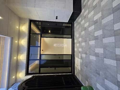 Floor 251 SQM with 6 Bedrooms Al-Qadisiyah, East Riyadh, Riyadh