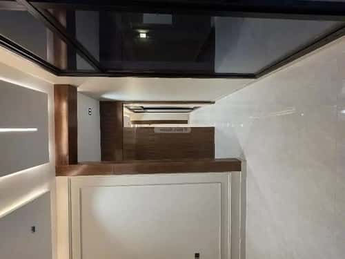 Floor 251 SQM with 6 Bedrooms Al-Qadisiyah, East Riyadh, Riyadh