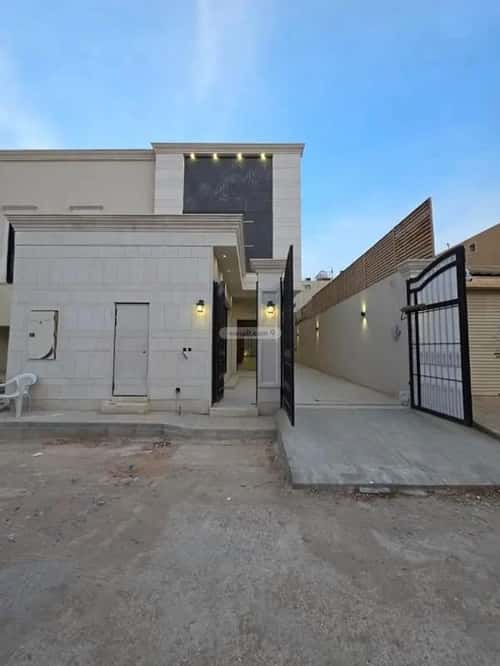 Villa 410 SQM Facing North on 18m Width Street An-Nahdah, East Riyadh, Riyadh