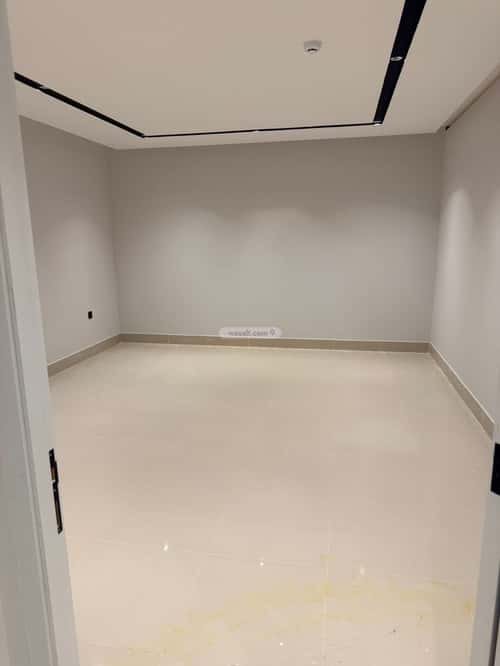 Semi-Furnished Apartment with 3 Bedrooms Ar-Rayan, East Riyadh, Riyadh