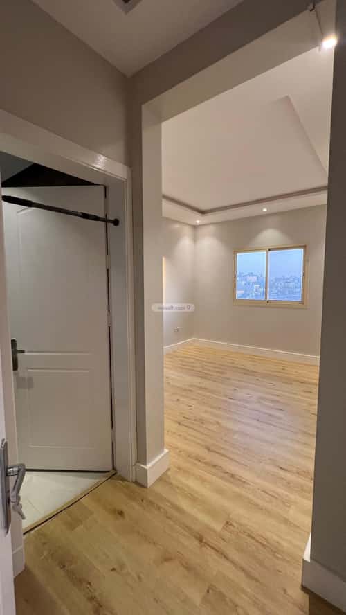 Apartment 1017 SQM with 5 Bedrooms Al-Malqa, North Riyadh, Riyadh