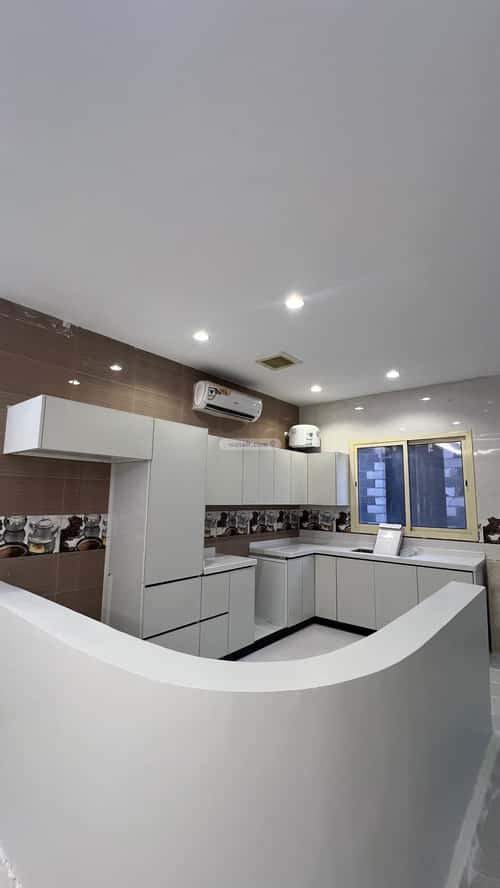 Apartment 1017 SQM with 5 Bedrooms Al-Malqa, North Riyadh, Riyadh