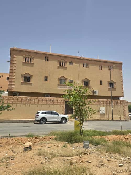 Building 470 SQM Facing South West Al-Oraija, West Riyadh, Riyadh