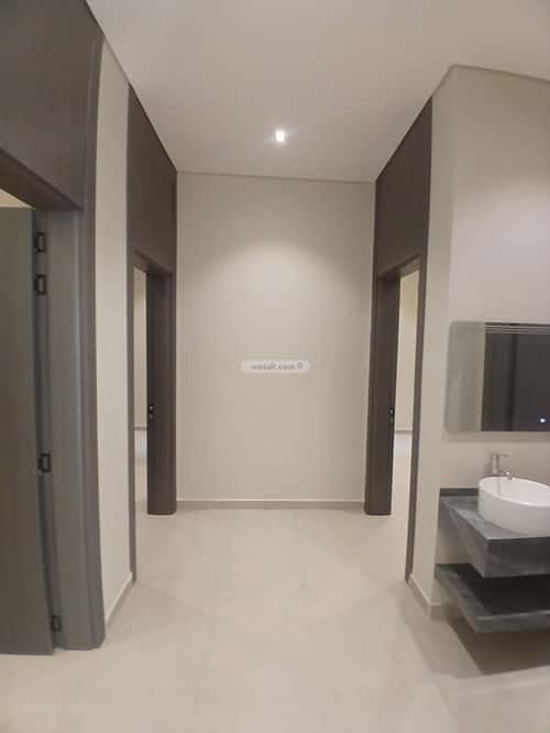 Floor 171 SQM with 5 Bedrooms Al Nakhbah, East Riyadh, Riyadh